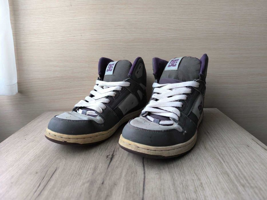DC обувки - Skateboard shoes