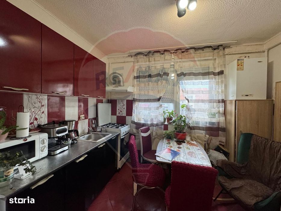Apt. 2 camere cu centrala proprie -Vladimirescu Centru