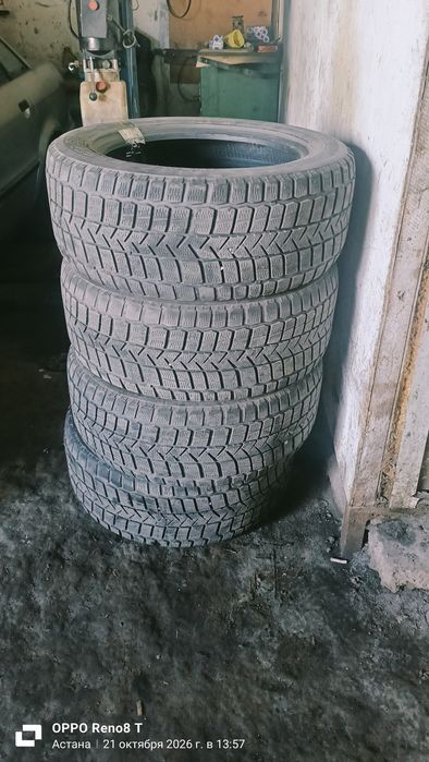 Продам шина лепучка
