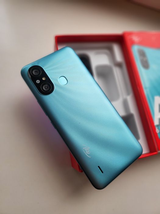 Телефон Itel A49