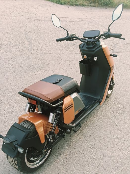 Scuter electric - moped