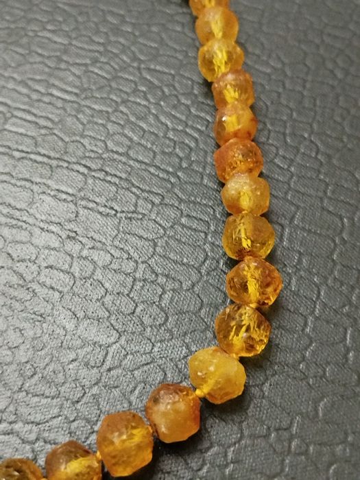 Натуральный янтарь бусы Калининград