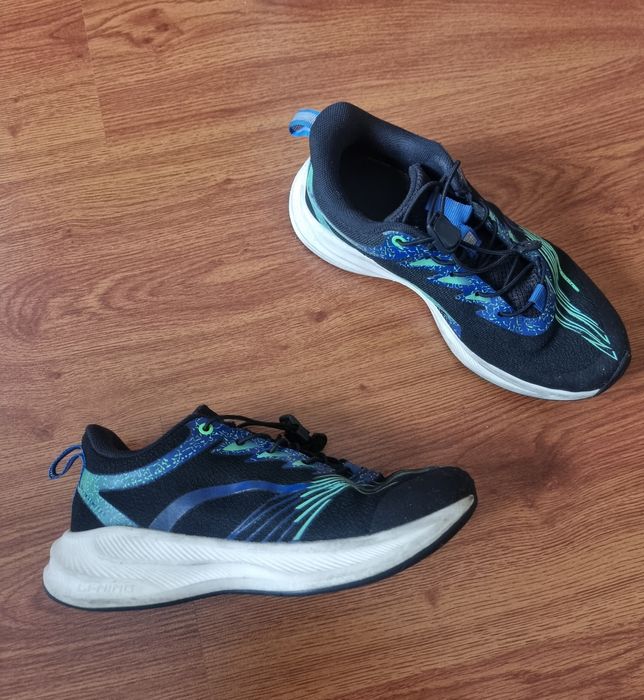 кроссовки лининг