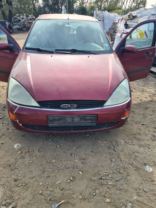 Форд Фокус 1.8 седан Ford Focus 1.8td на части