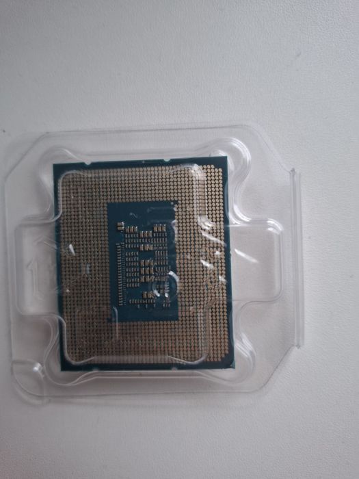 Процессор i5 12400f