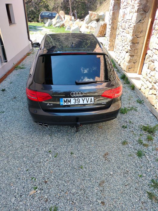 Vând Audi A4 b8 quattro