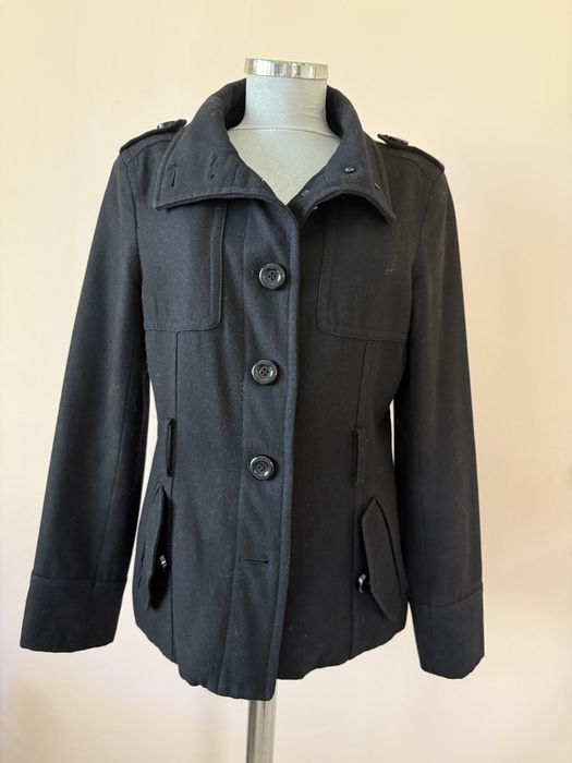 Много запазени връхни дрехи - ИЗГОДНО