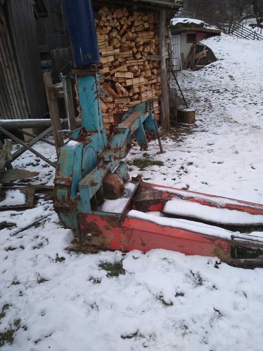 Tocător de siloz pe un rând