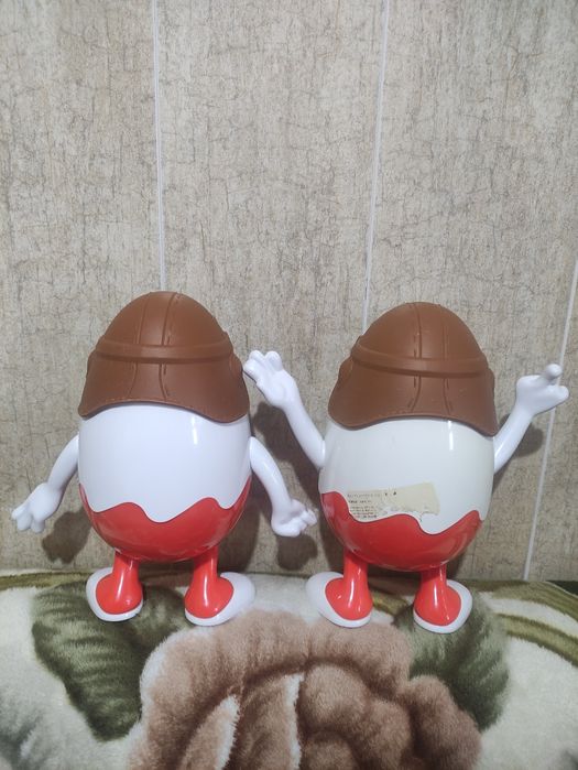 Киндер сюрприз большой пластмассовый контейнер