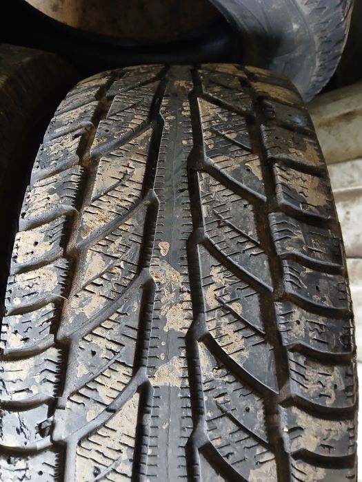 Гуми 265-65-17 два броя