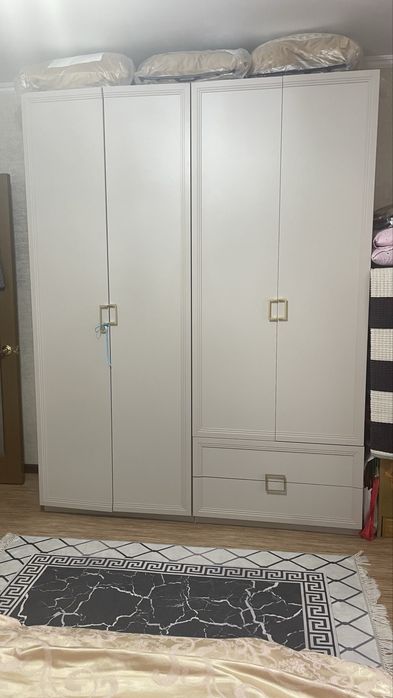 Продам спальный гарнитур