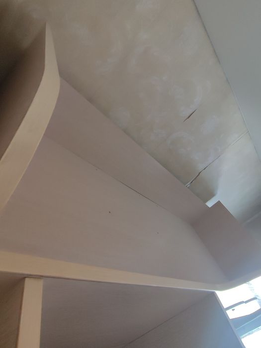 Двухэтажный кровать