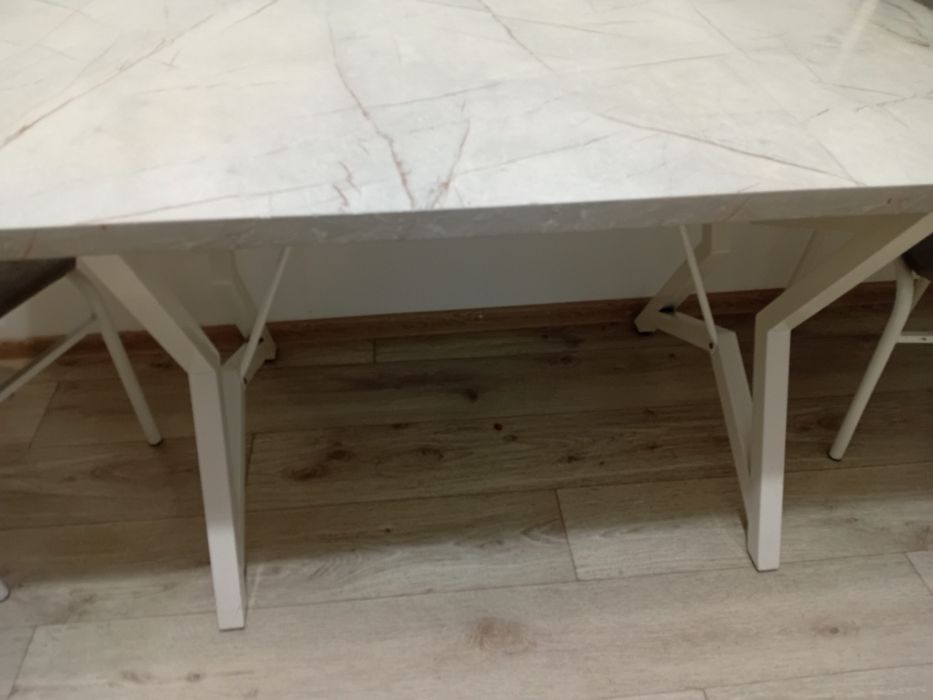 Продам стол кух.