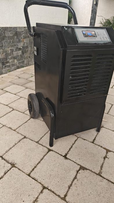Dezumidificator industrial CYCLONE Desert 60 l/zi