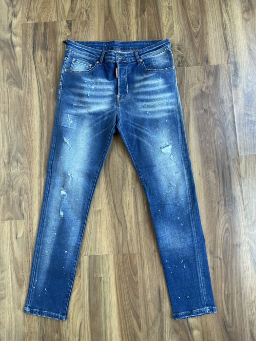 Vand 10 perechi de Blugi Dsquared2 , marimea 50 toti.
