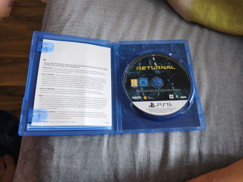Returnal PS5 в отлично състояние