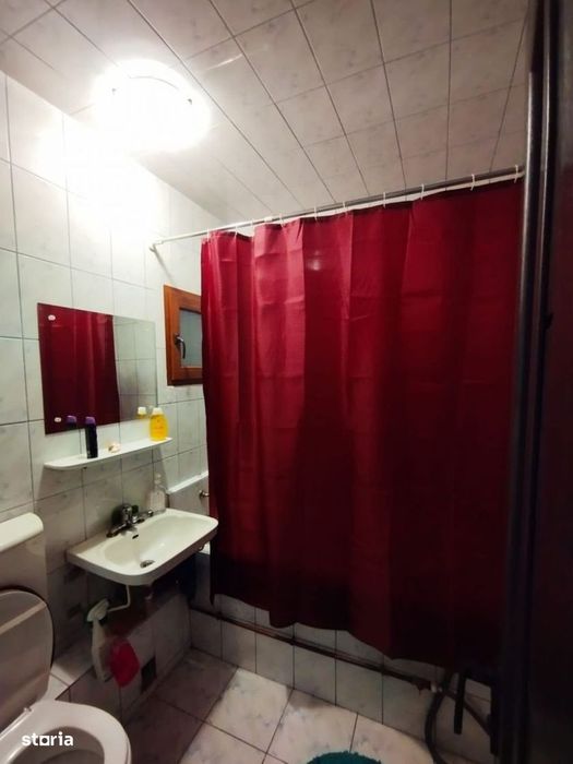 Se Vinde Apartament 3 Camere Spatios Si Renovat In Zona Piata Rahova