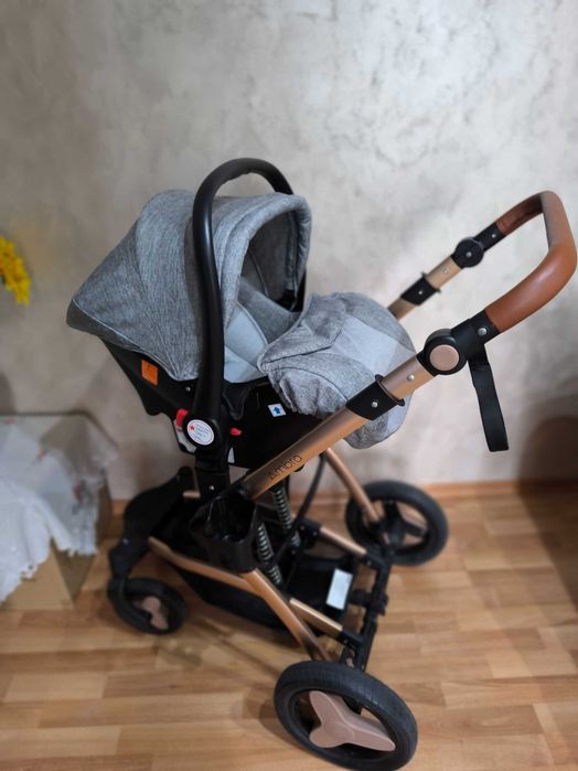 Carucior Coccolle Ambra  3 in 1. Scoica, landou, Parte sport, transformabil, reversibil