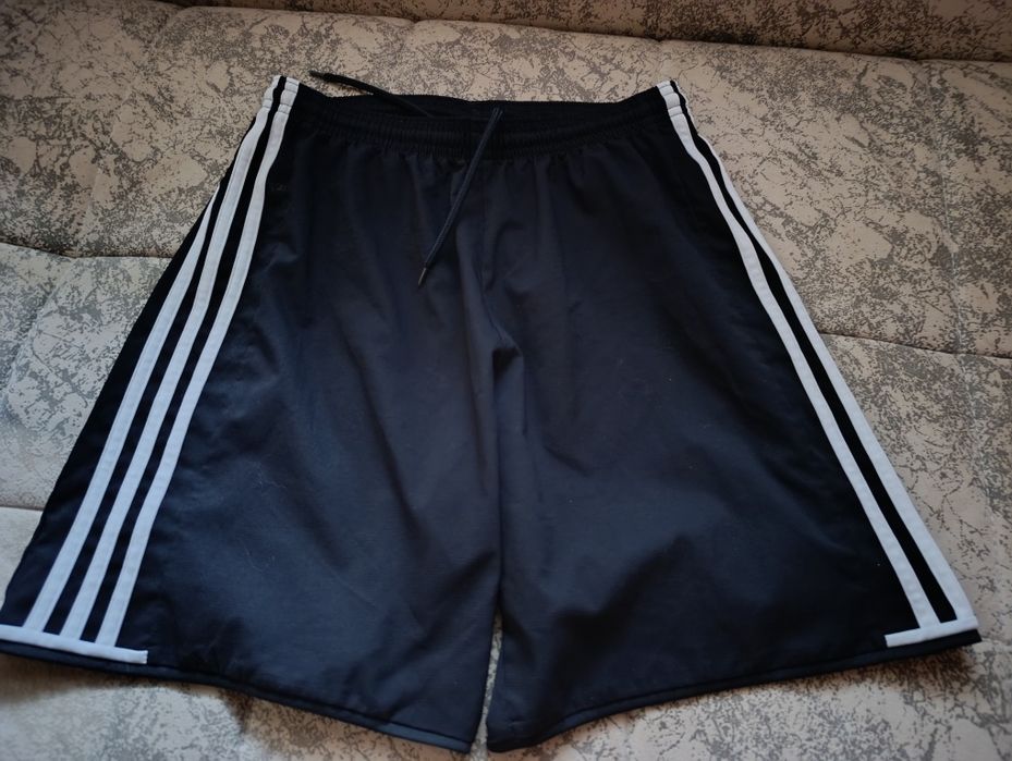 Спортивные шорты мужские Adidas , гантели СССР