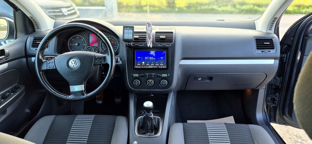 Golf 5 1.9 tdi 105 cp 2009