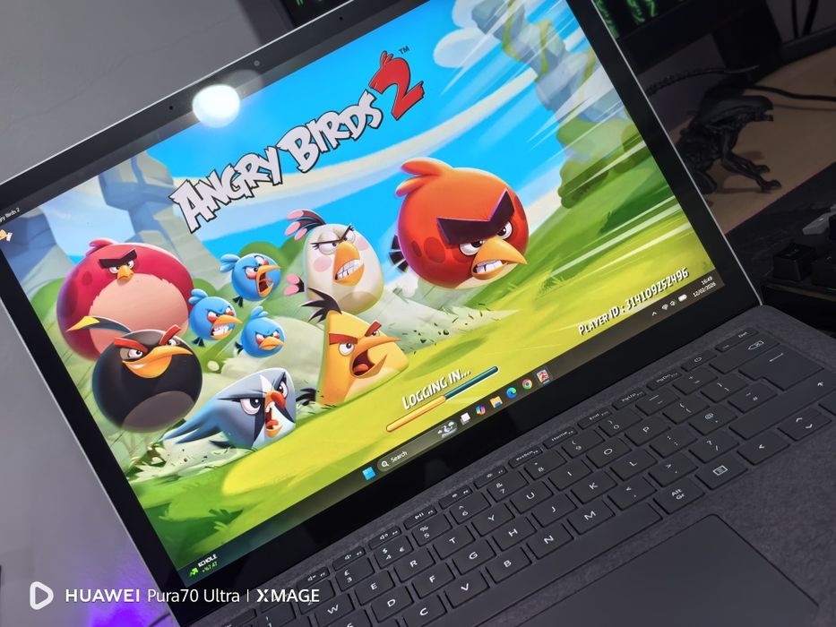 Продавам Microsoft Surface Laptop 3