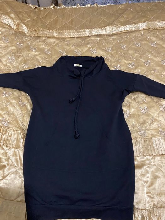 Продам новое платье 46р