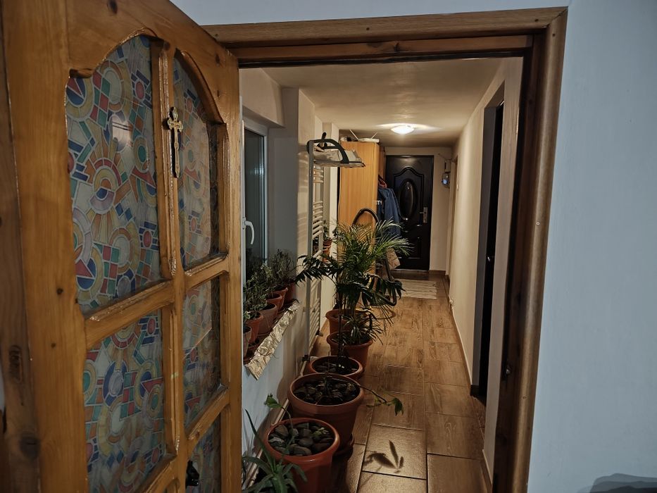 Casă plus teren zona bună