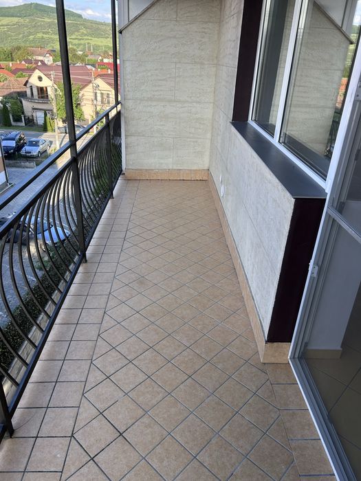 Apartament 3 camere 69mp