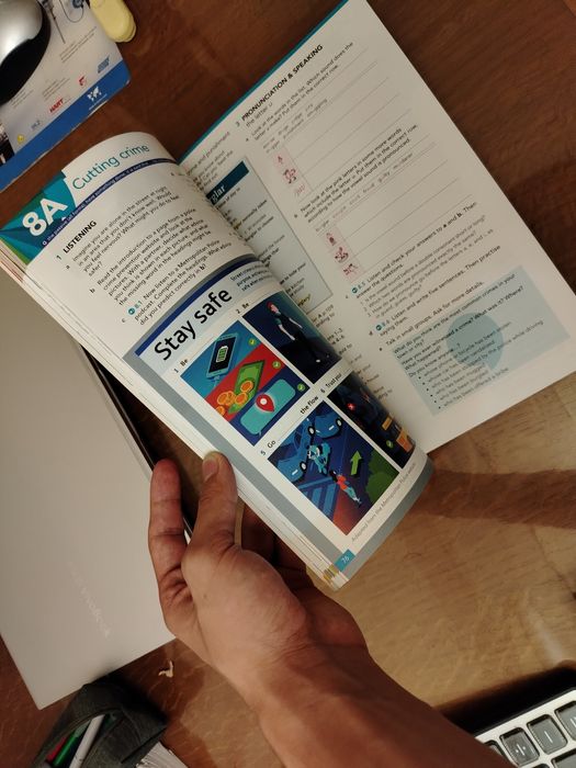 English File. 4th edition Оригинал. Upper-Intermediate Student's Book