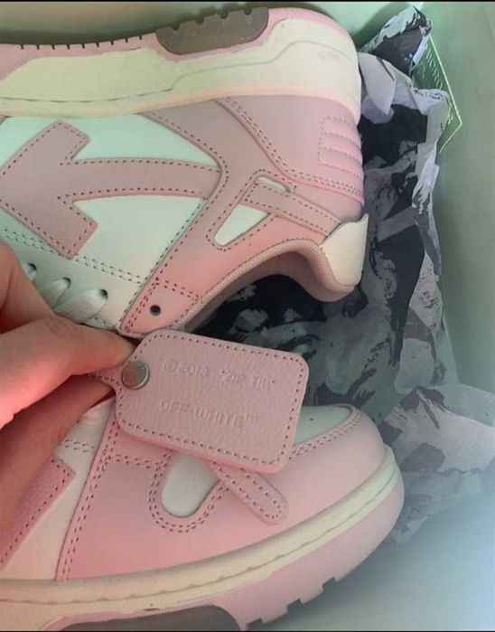 Adidasi originali Off white out off office roz marimea 38