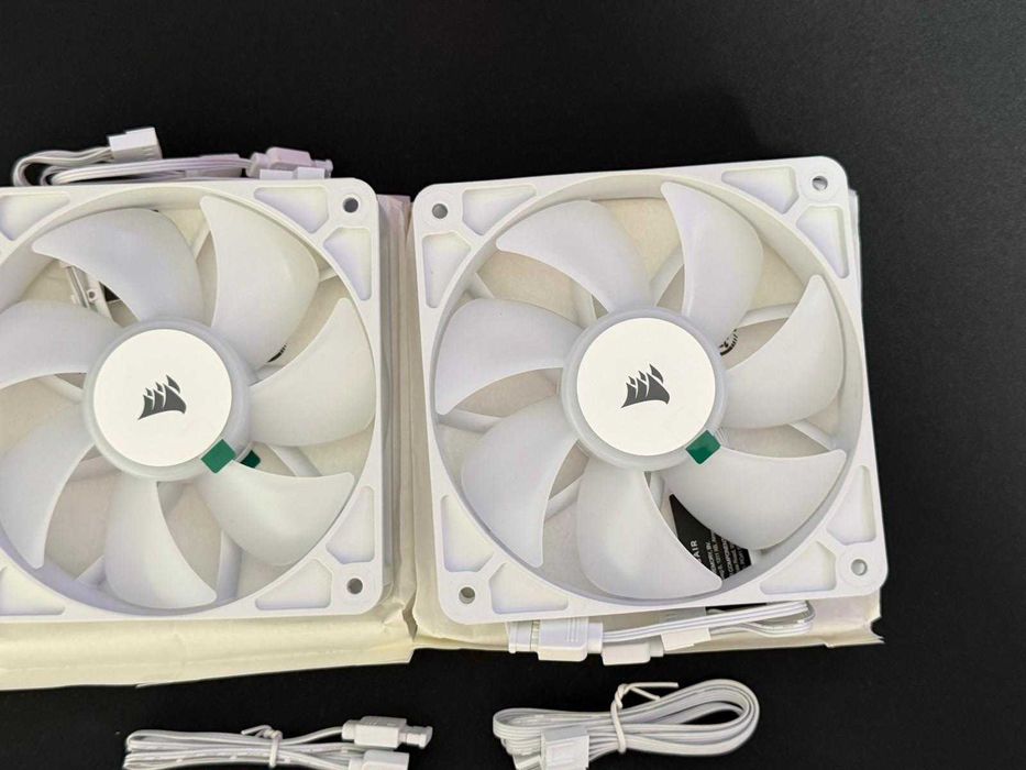 2 x Ventilator Corsair RS120 ARGB - White