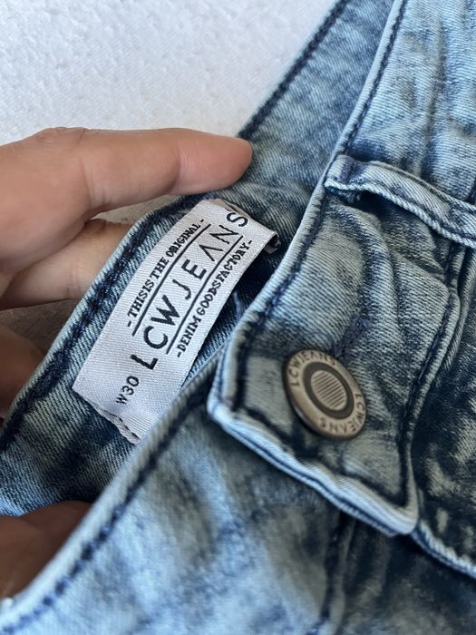 Светлосини дънкови шорти LCW – W30, много запазени – 20лв.