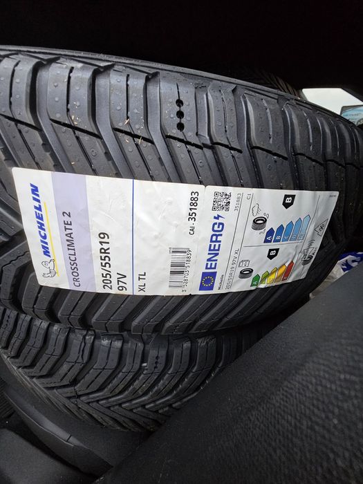 Продавам чисто нови гуми Michelin 205 55 19