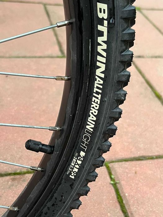 Bicicletă copii 24x1,95 ROCKRIDER ST 500 aproape nouă