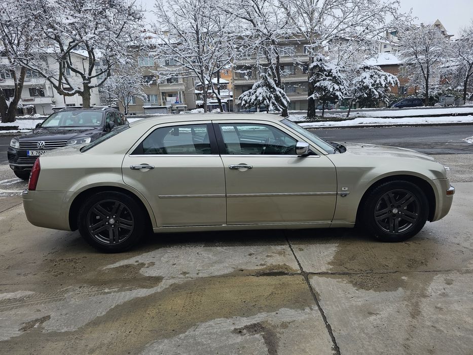 Chrysler 300c 5.7 HEMI 2006 ГАЗ