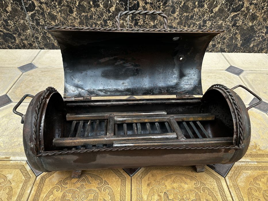 Мангал, для шашлыков и стейков