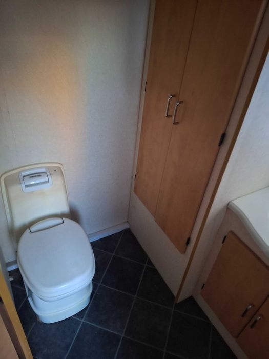 Kаравана баели 200