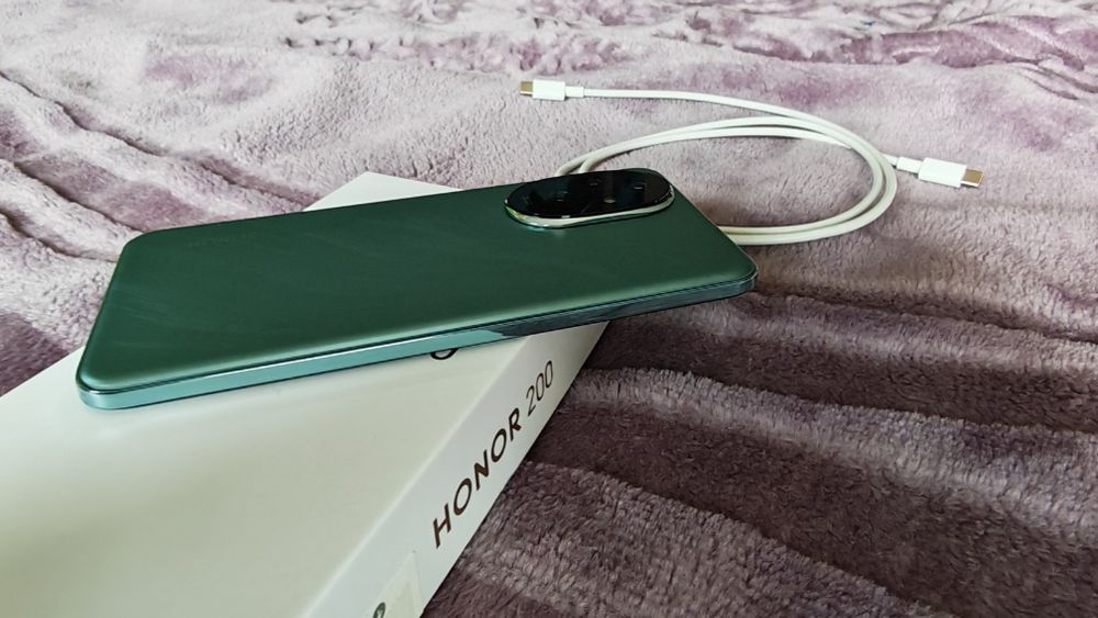 Honor 200 /12gb RAM/ 512gb