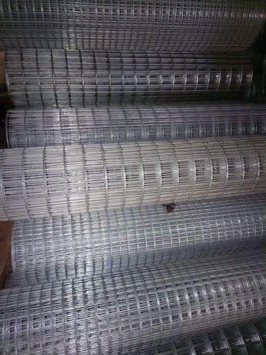 Сварная сетка в рулонах