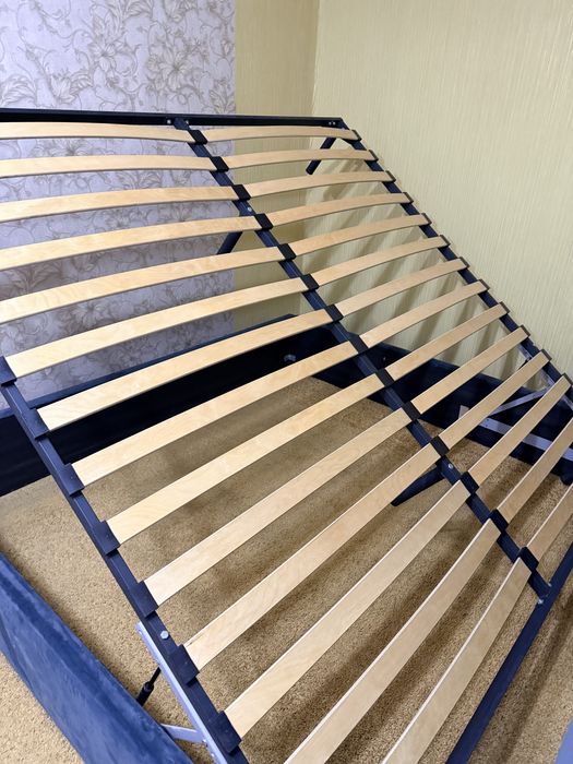 Продам срочно кровать