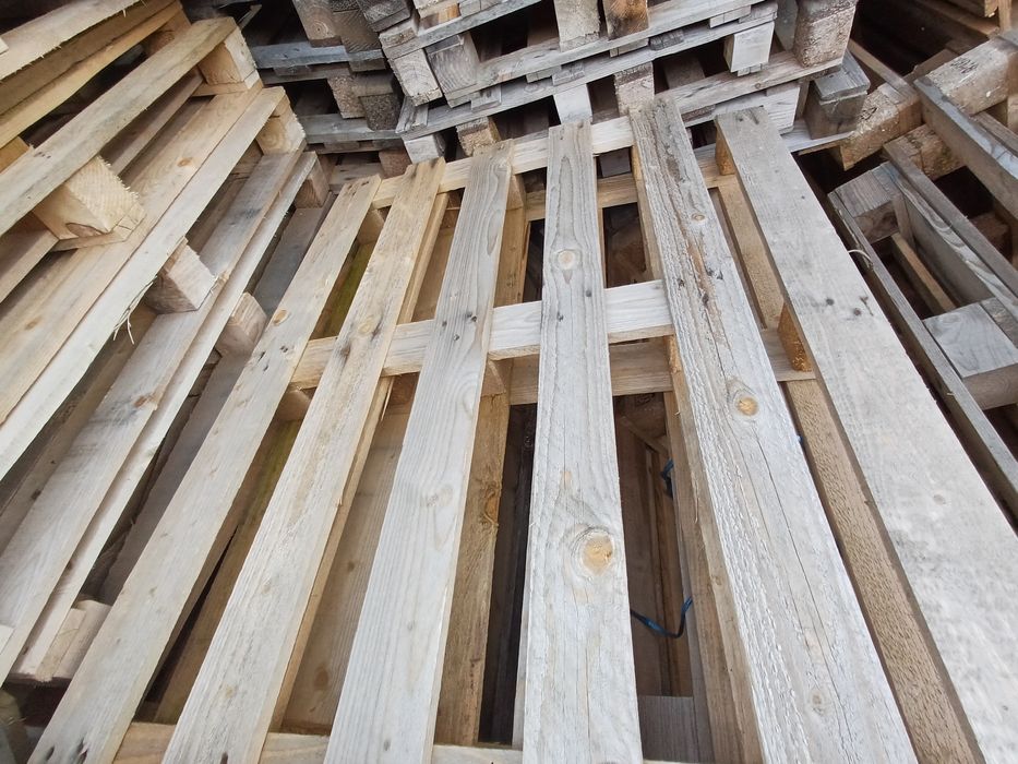 Палети с различни размери