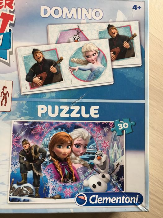 Vand puzzel 4 in 1 cu Frozen.