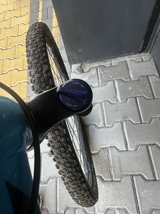 Велосипед Giant ATX 27.5” M” 3x8 дискови спирачки