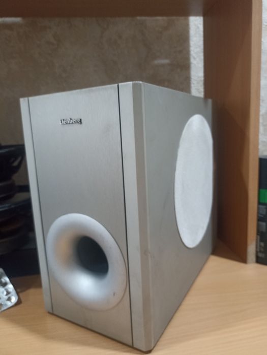 Продам колонки фирмы Elenberg