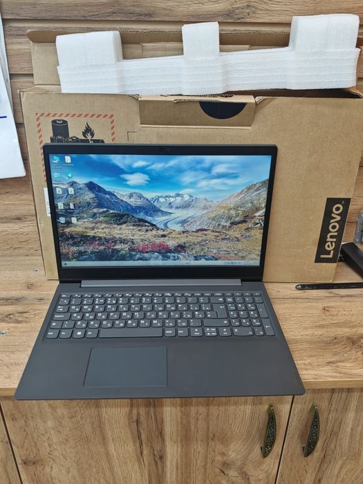 Lenovo celeron 4020 ssd256