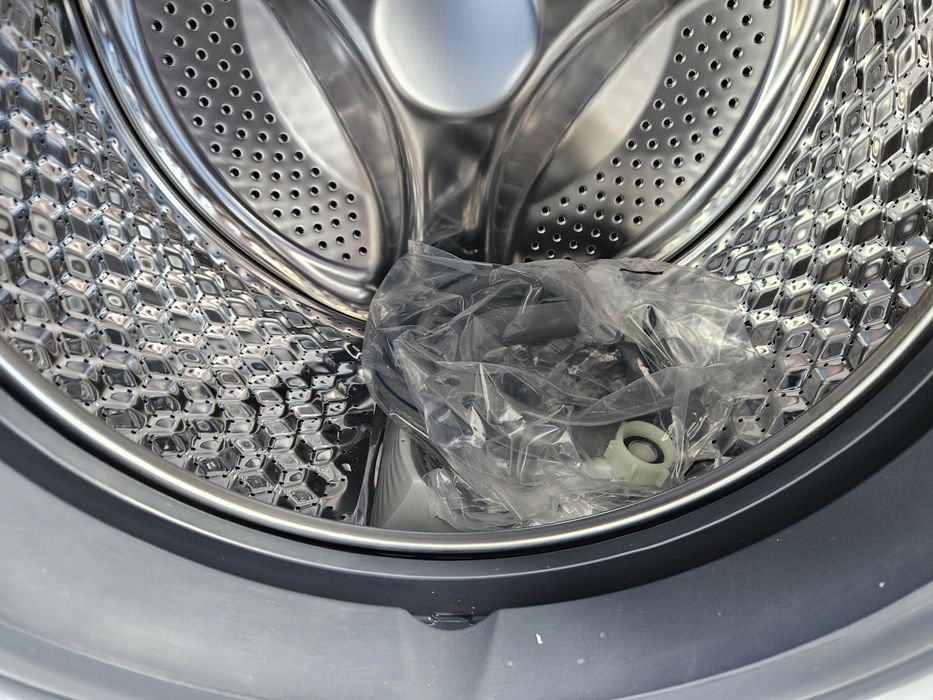 Стиральная машина Bosch 8 КГ доставка установка бесплатно