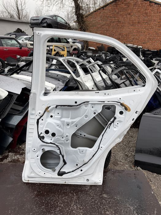 Врата Toyota Yaris Cross 2броя