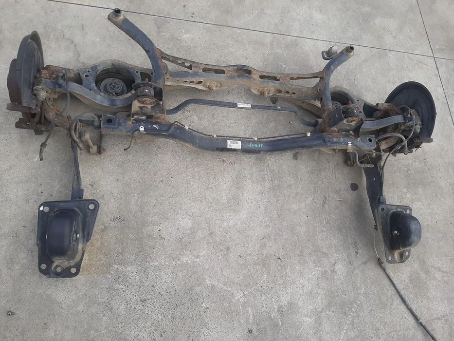 punte spate  seat leon 1p1 audi a3 8p  1k0505315bf