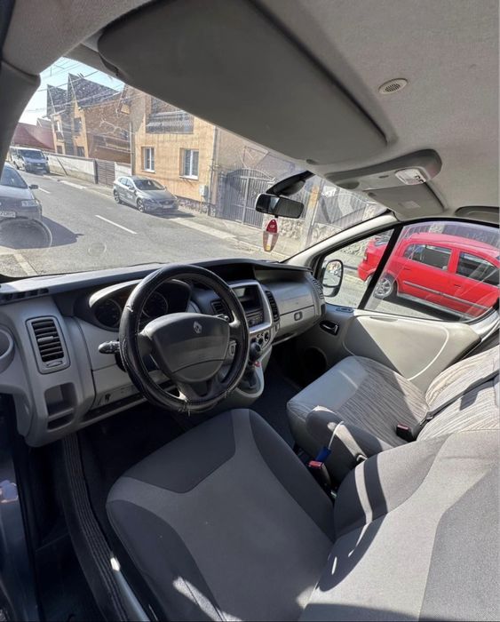 Renault Trafic 8+1 an fabricatie 2013