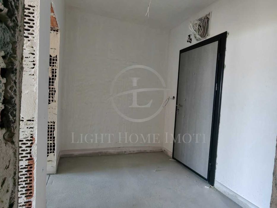 Продава се Двустаен апартамент в Пловдив, Кючук Париж - 76 кв.м за 1200 €/кв.м - Снимка #3